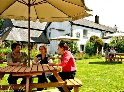 The Nobody Inn Christow Eksteriør billede